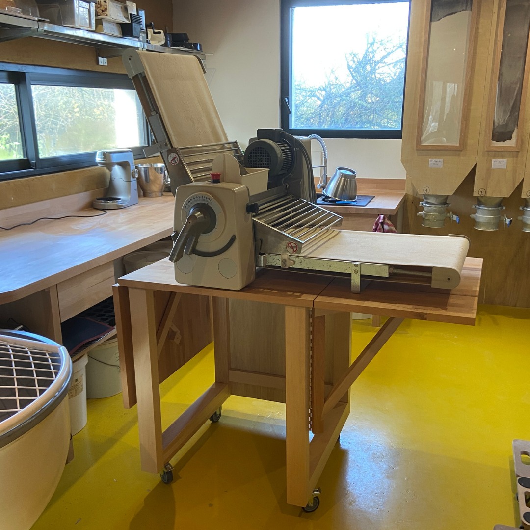 table depliee dans fournil2 table depliee dans fournil2